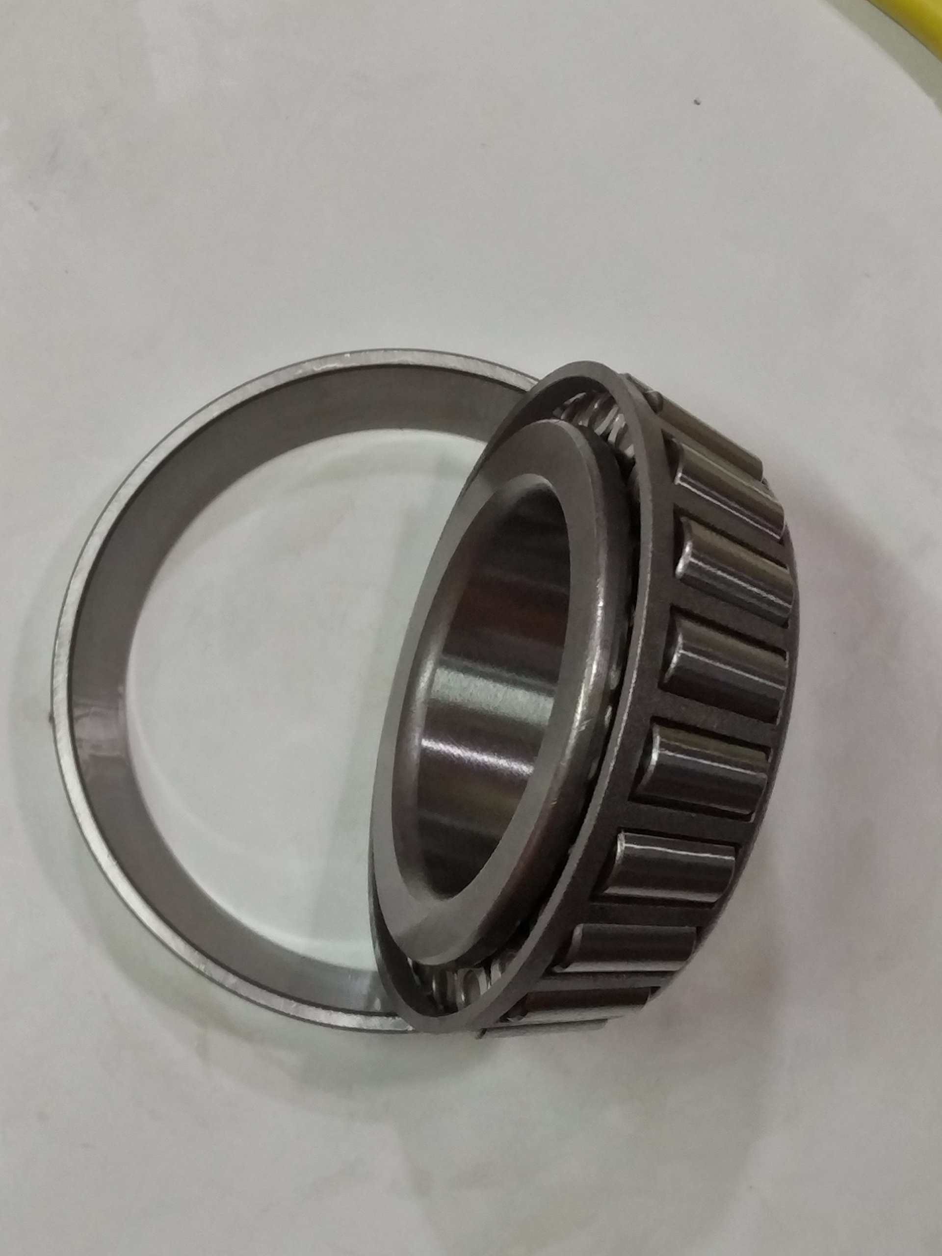 AJD Bearing 32008 Steel Tapered Roller Bearing, 40 cm x 68 cm x 19